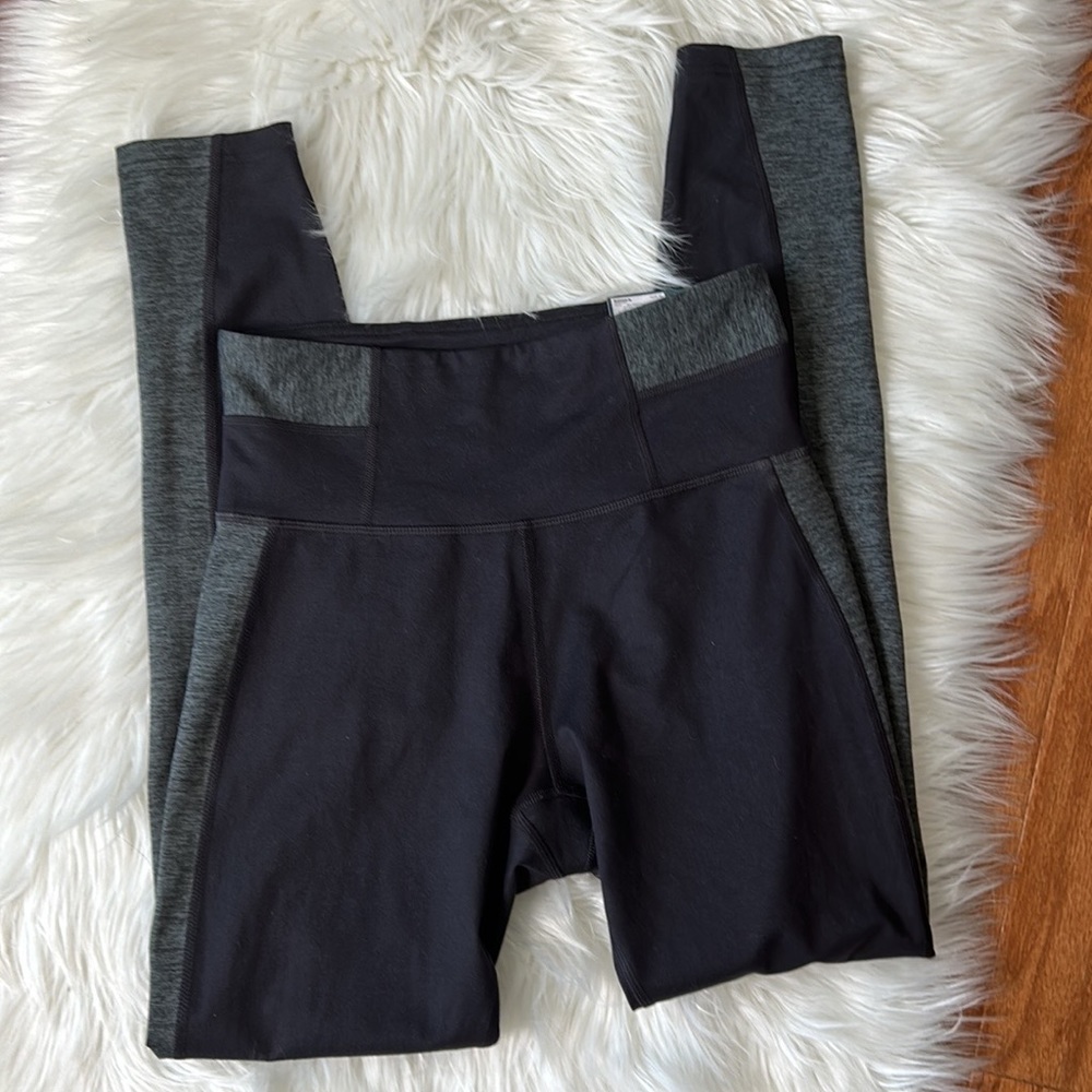 Tex Gear Workout Gear Leggings Sz M NWT